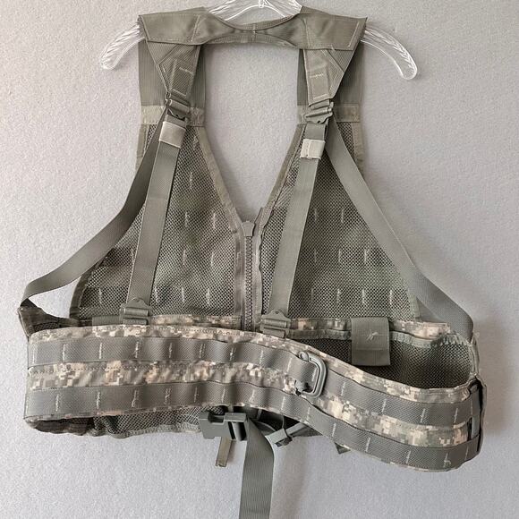 US Tactical Camouflage Molle II Vest Modular Lightweight Load-carrying Equipment - Picture 5 of 9